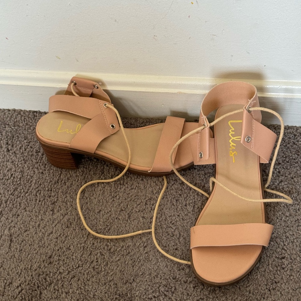 Lulu’s sandals
